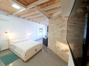 Agas Holiday Apartments - Gai Boutique